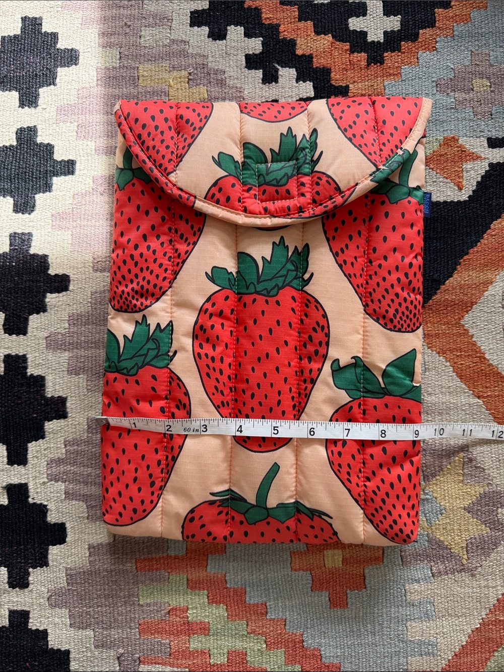 BAGGU Strawberry Print Quilted Laptop Sleeve - Picture 6 of 6